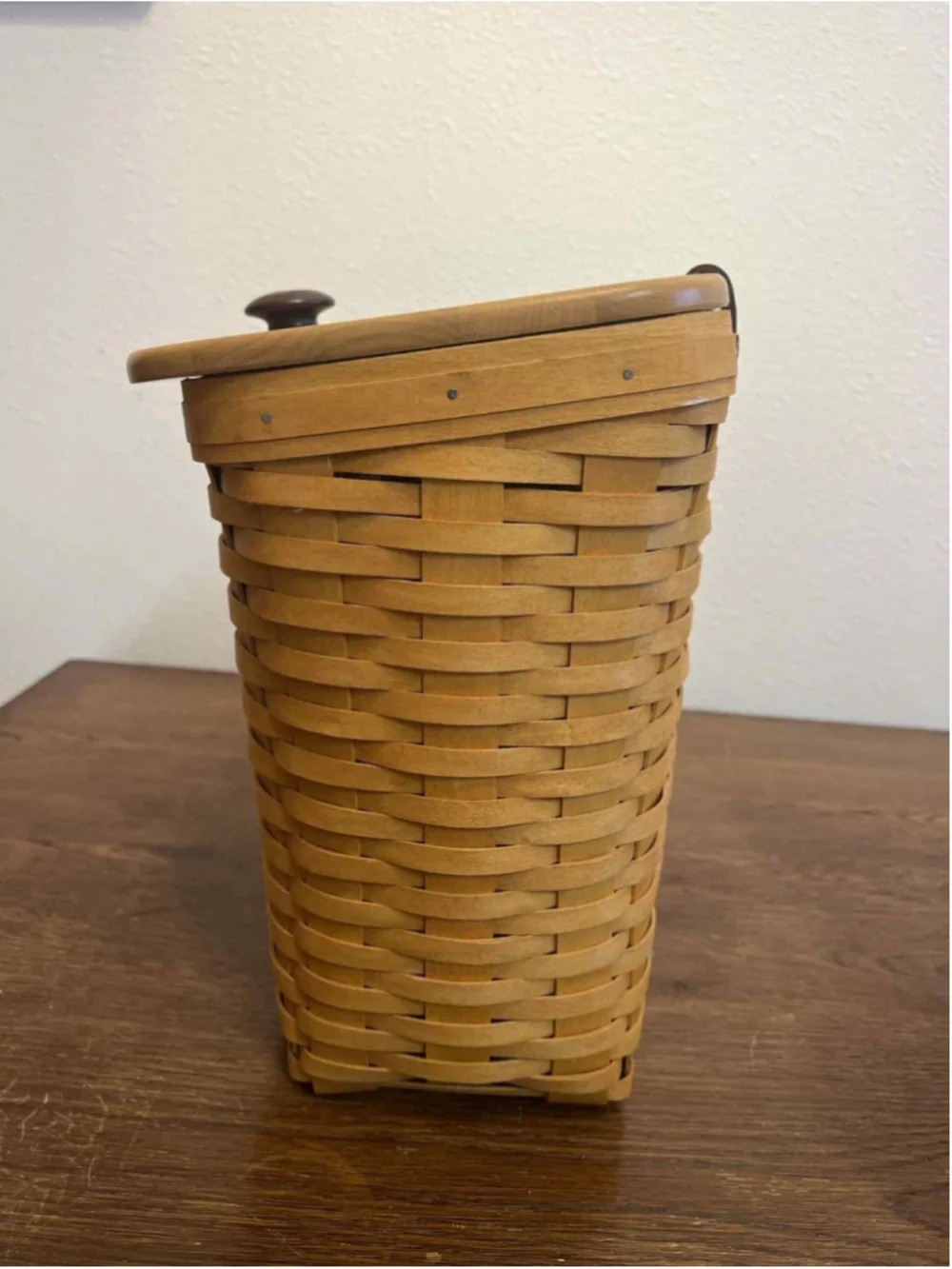 Longaberger 2002 Signed Basket Woodcraft Lid & Liner Maker Initials Signed